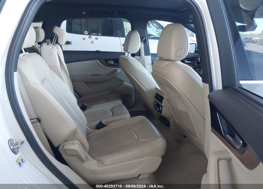 2017 AUDI Q7 3.0T PREMIUM VIN: WA1VAAF72HD015952