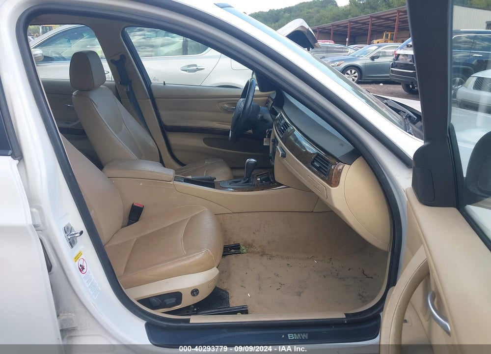 2006 BMW 325I VIN: WBAVB17586NK31101