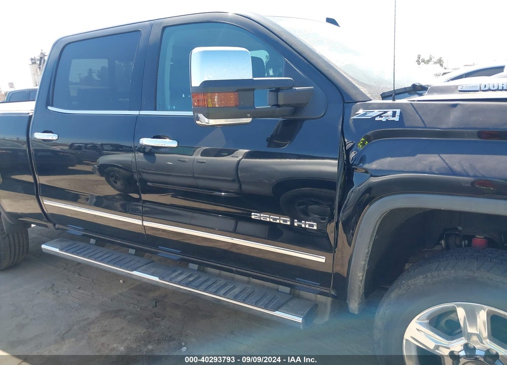 2019 GMC SIERRA 2500HD SLT VIN: 1GT12REY6KF246598