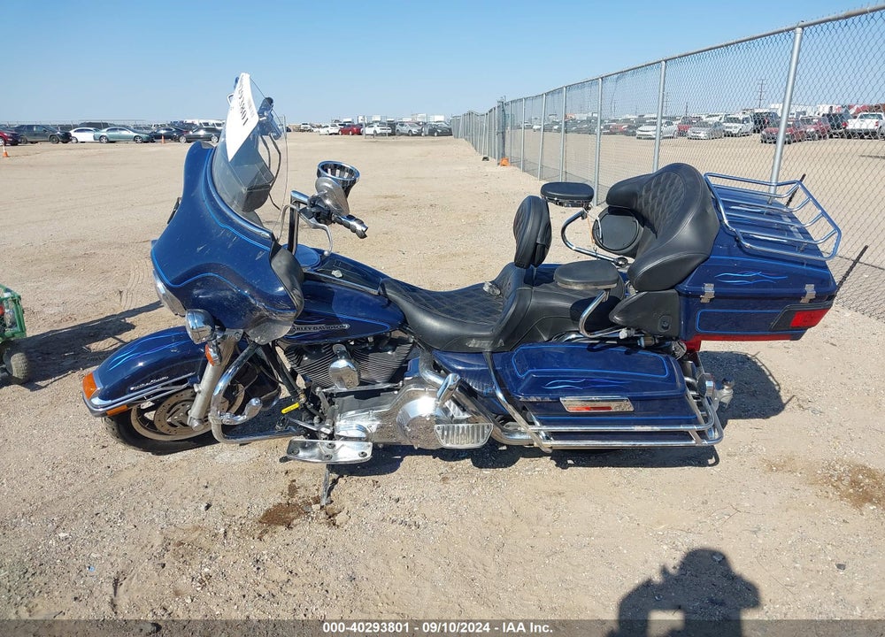 2005 HARLEY-DAVIDSON FLHTCUI SHRINE VIN: 1HD1FLW175Y682368