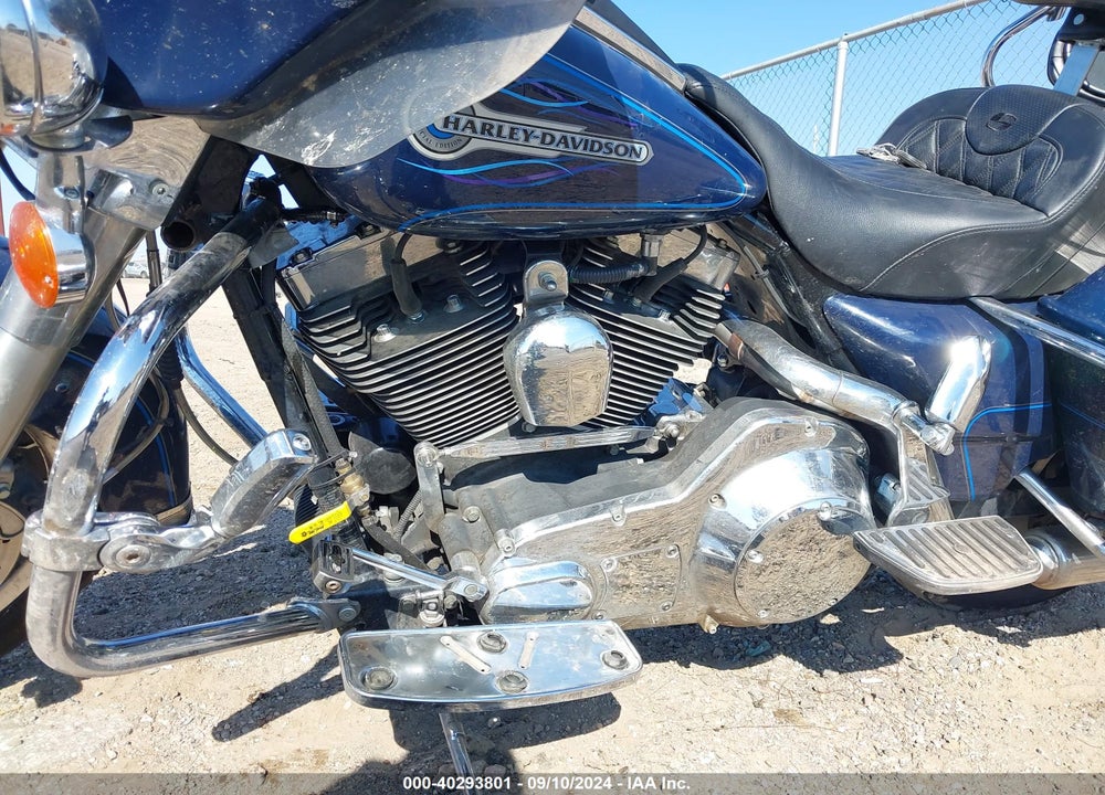 2005 HARLEY-DAVIDSON FLHTCUI SHRINE VIN: 1HD1FLW175Y682368