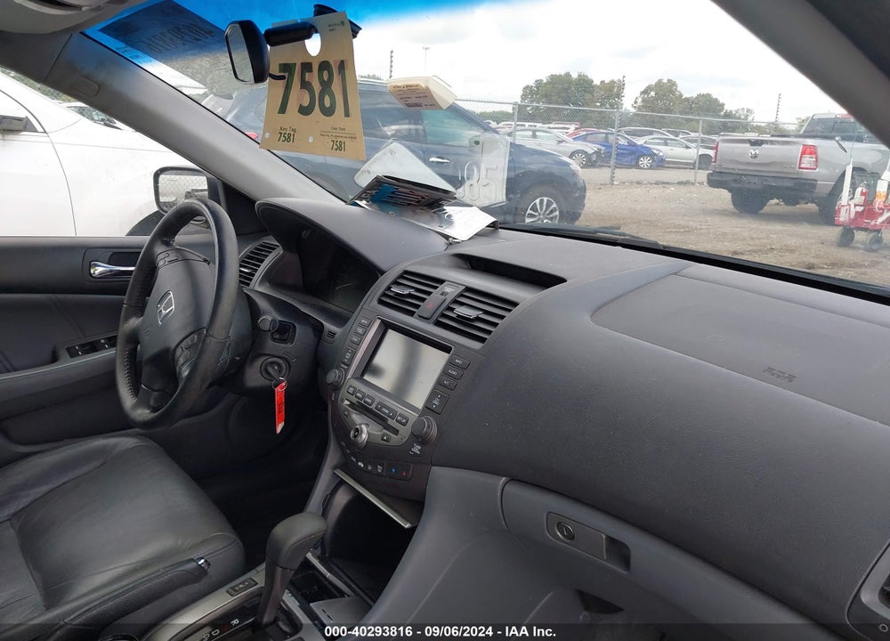 2007 HONDA ACCORD 2.4 EX VIN: 1HGCM56787A165190