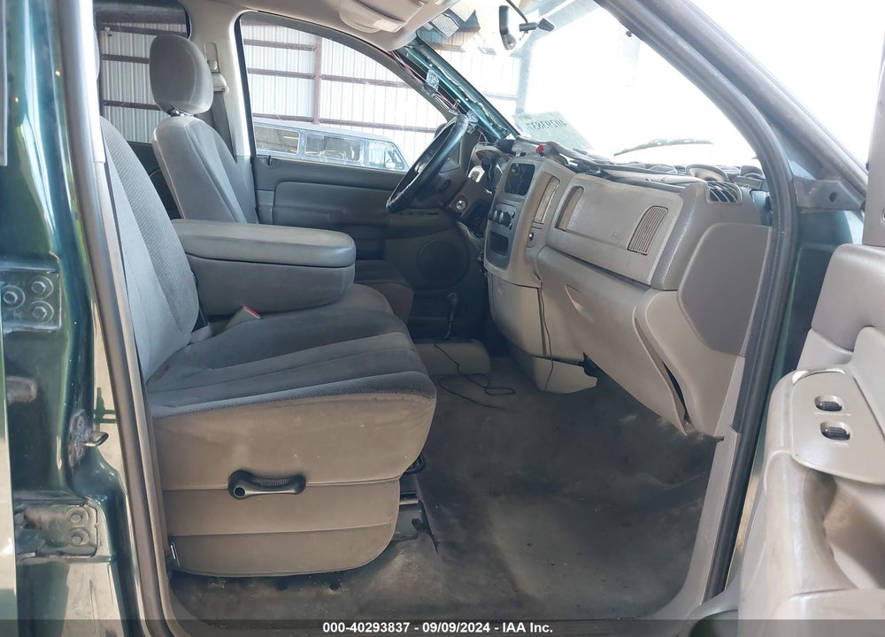 2002 DODGE RAM 1500 ST VIN: 3D7HU18Z52G111356
