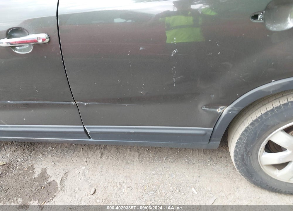 2012 KIA SORENTO LX V6 VIN: 5XYKT4A21CG215683