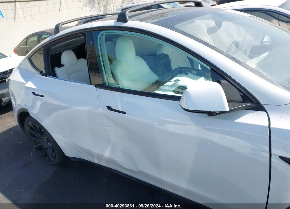2021 TESLA MODEL Y LONG RANGE DUAL MOTOR ALL-WHEEL DRIVE VIN: 5YJYGDEE6MF212404