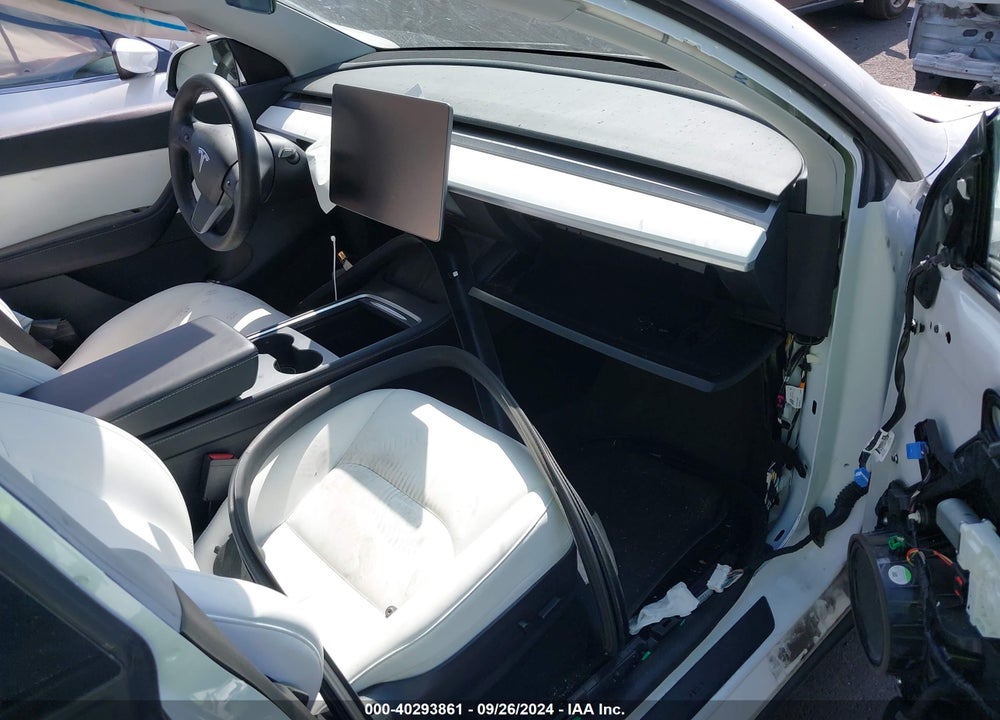 2021 TESLA MODEL Y LONG RANGE DUAL MOTOR ALL-WHEEL DRIVE VIN: 5YJYGDEE6MF212404