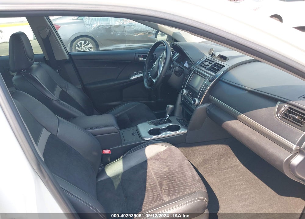 2013 TOYOTA CAMRY SE VIN: 4T1BF1FK2DU687708