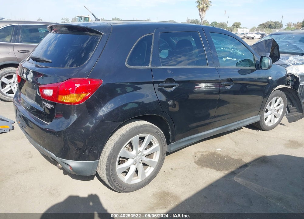 2013 MITSUBISHI OUTLANDER SPORT ES VIN: 4A4AP3AU3DE016570