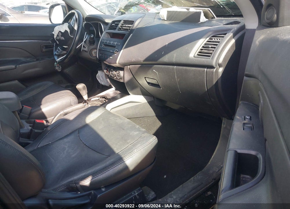 2013 MITSUBISHI OUTLANDER SPORT ES VIN: 4A4AP3AU3DE016570