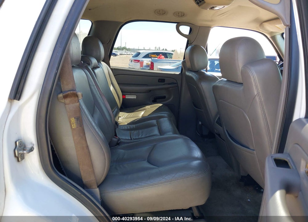 2004 CHEVROLET TAHOE LS VIN: 1GNEK13Z44J246993