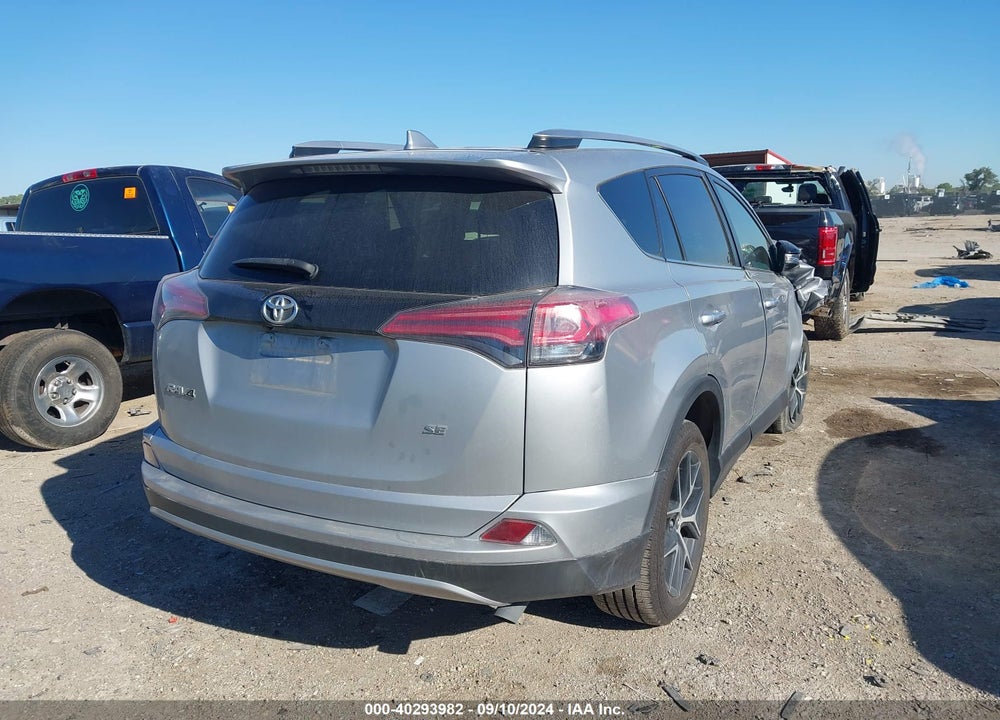2018 TOYOTA RAV4 SE VIN: JTMNFREVXJJ199387