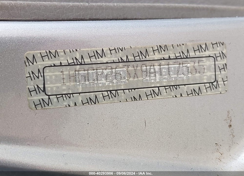 2009 HONDA ACCORD 2.4 LX VIN: 1HGCP263X9A117535