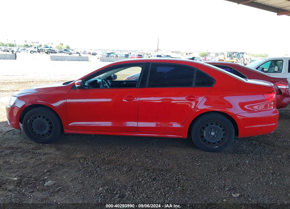 2014 VOLKSWAGEN JETTA 1.8T SE VIN: 3VWD17AJ1EM424500