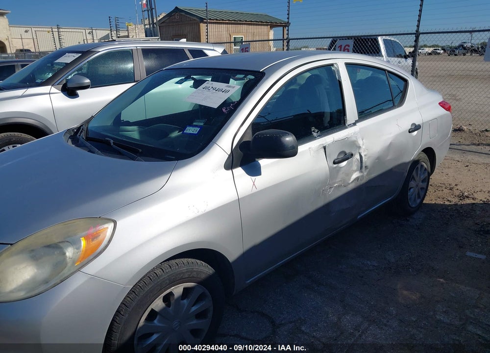 2013 NISSAN VERSA 1.6 S+ VIN: 3N1CN7AP4DL882952
