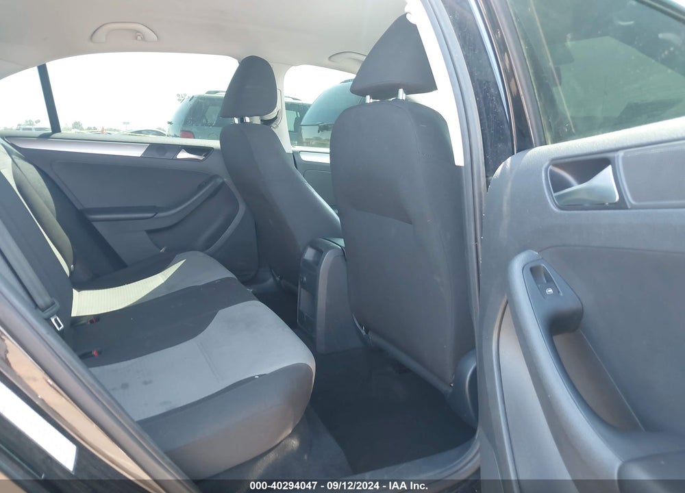 2017 VOLKSWAGEN JETTA 1.4T S VIN: 3VW2B7AJ8HM215165