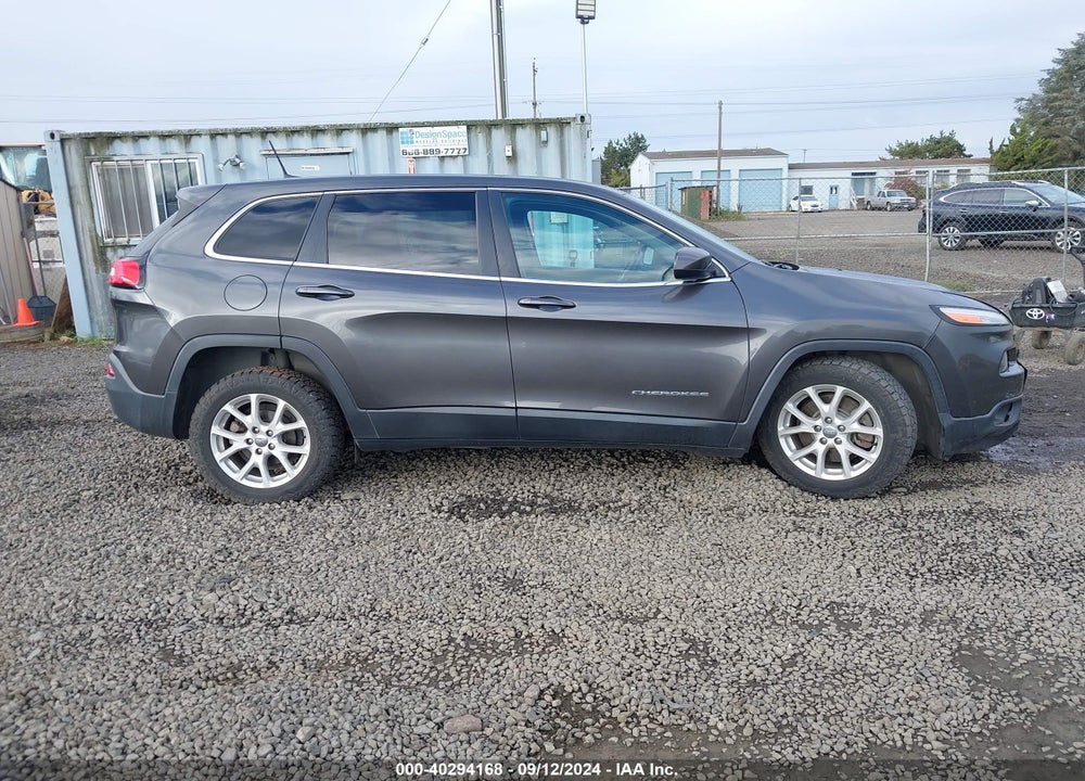 2017 JEEP CHEROKEE LATITUDE FWD VIN: 1C4PJLCB6HW526748
