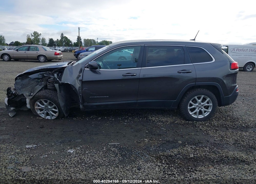 2017 JEEP CHEROKEE LATITUDE FWD VIN: 1C4PJLCB6HW526748