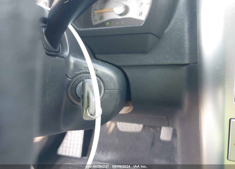 2007 SCION TC VIN: JTKDE177270184517