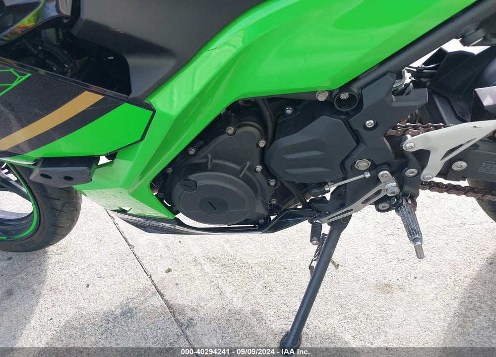 2020 KAWASAKI EX400 VIN: JKAEXKG11LDA67406