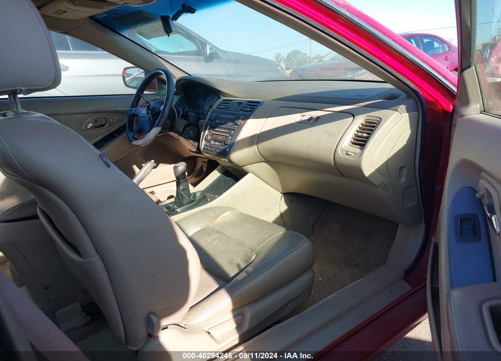 2001 HONDA ACCORD 2.3 EX VIN: 1HGCG31731A000822