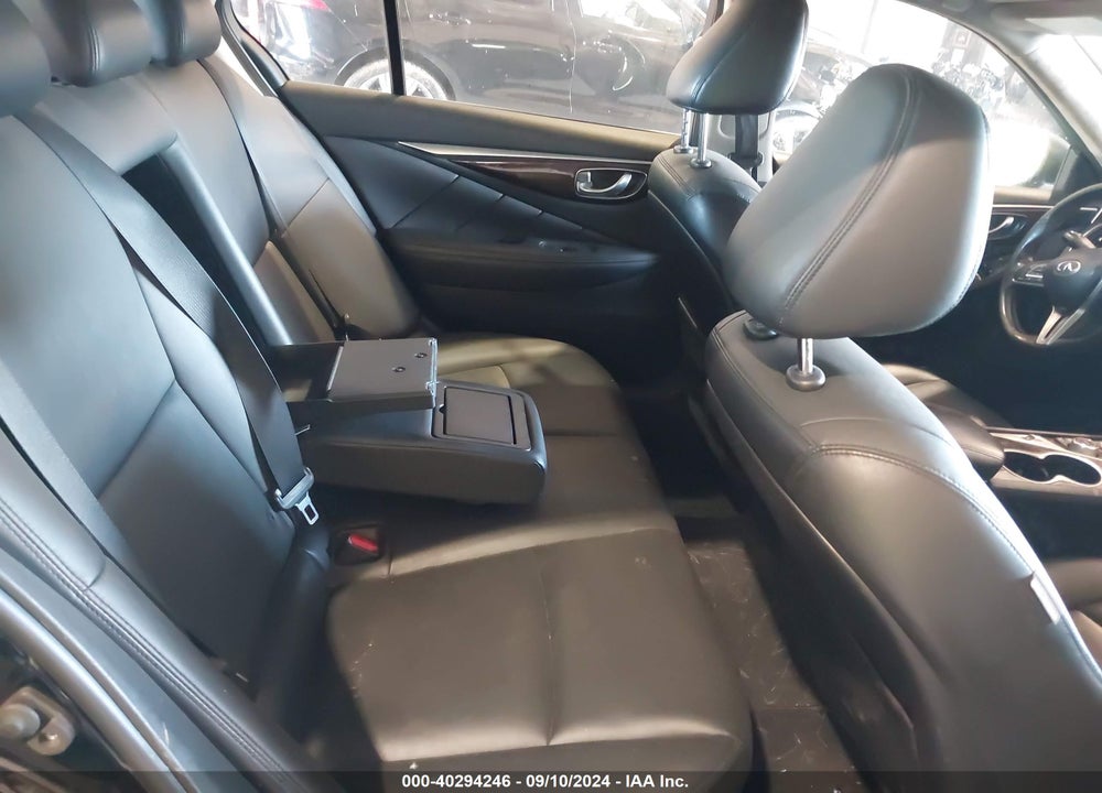 2018 INFINITI Q50 3.0T LUXE VIN: JN1EV7AP9JM360215