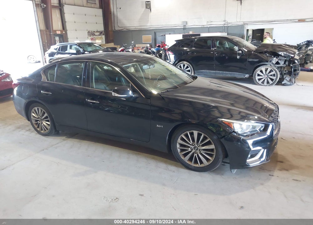 2018 INFINITI Q50 3.0T LUXE VIN: JN1EV7AP9JM360215