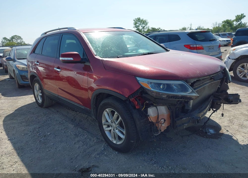 2015 KIA SORENTO LX VIN: 5XYKT3A6XFG637128