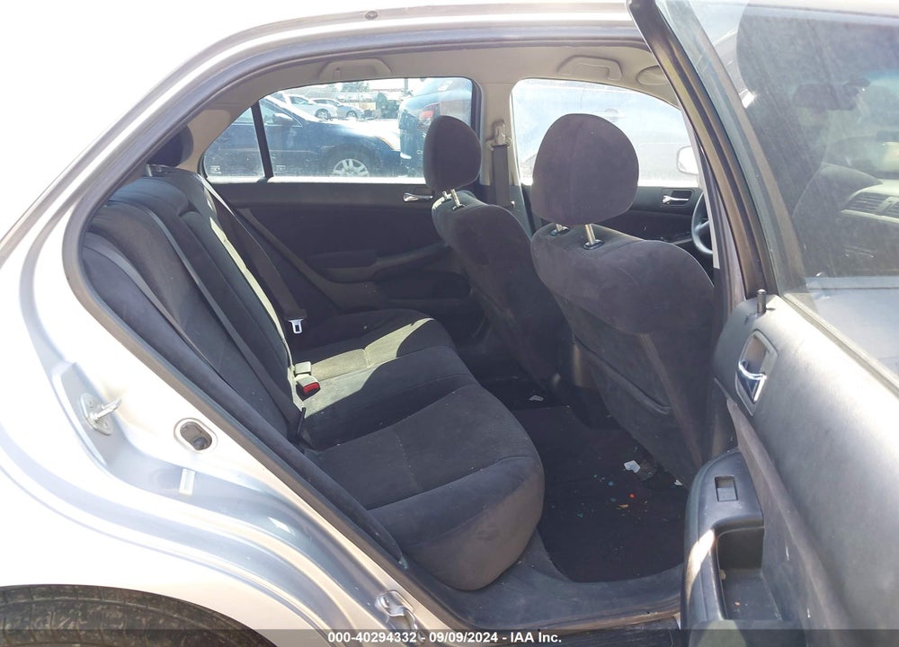2004 HONDA ACCORD 2.4 LX VIN: JHMCM56344C023820