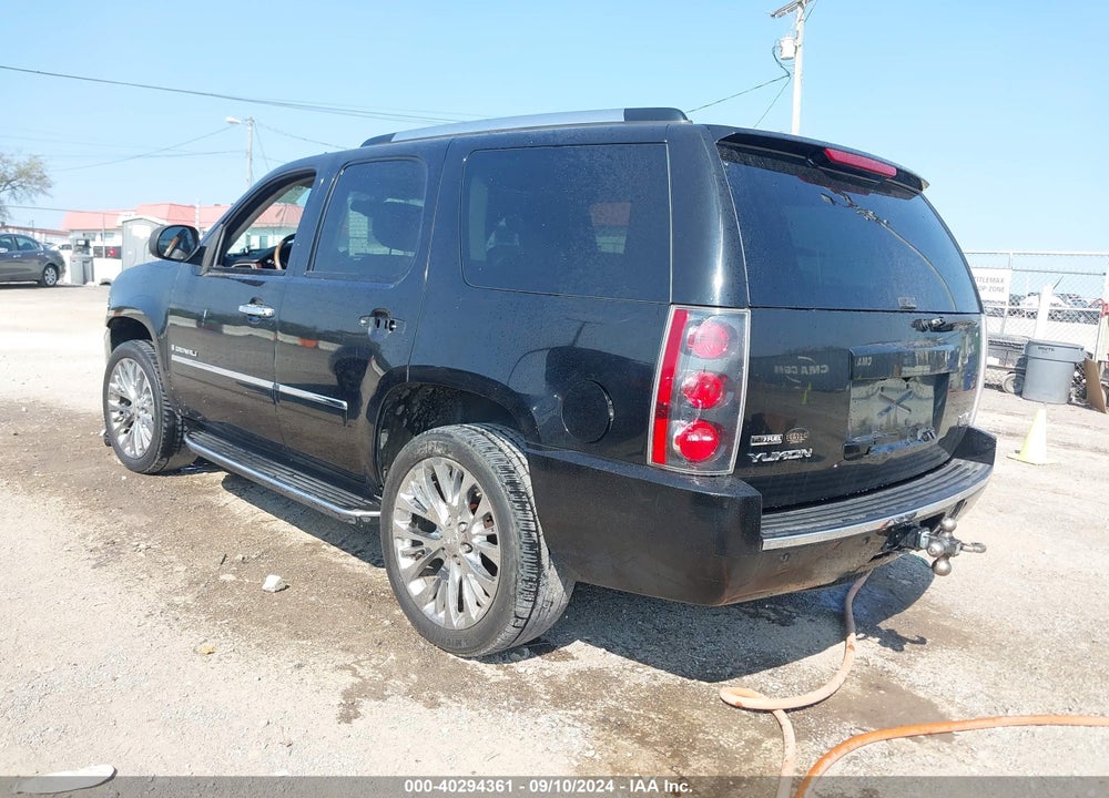 2009 GMC YUKON DENALI VIN: 1GKFK03249R202743