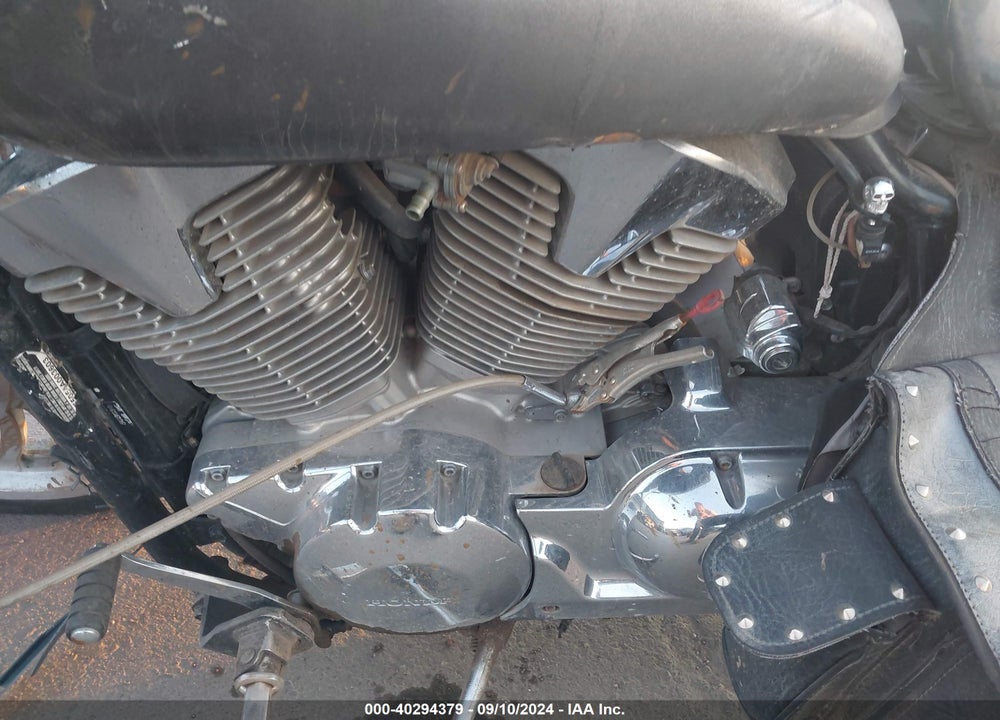 2004 HONDA VTX1300 C VIN: 1HFSC55054A003603