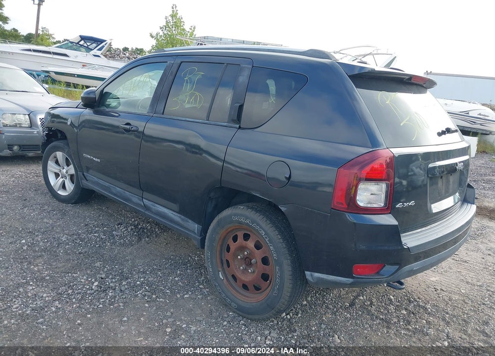 2014 JEEP COMPASS VIN: 1C4NJDEB9ED630135