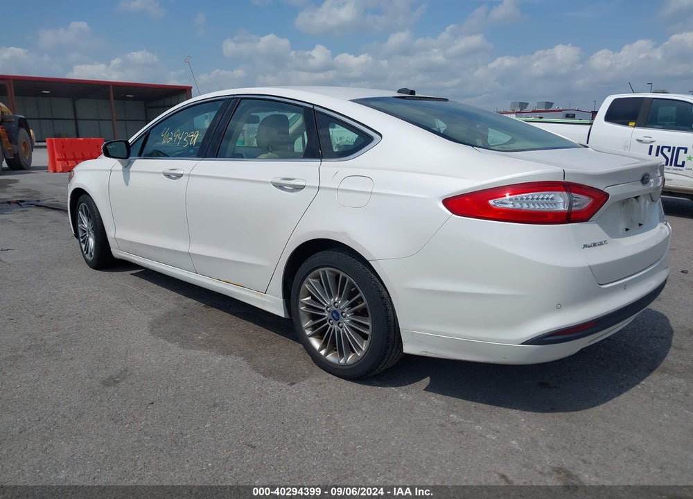 2013 FORD FUSION SE VIN: 3FA6P0HR4DR381677