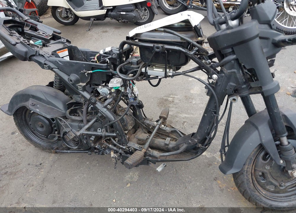 2022 HONDA NVA110 B VIN: 3H1JK0700ND013156