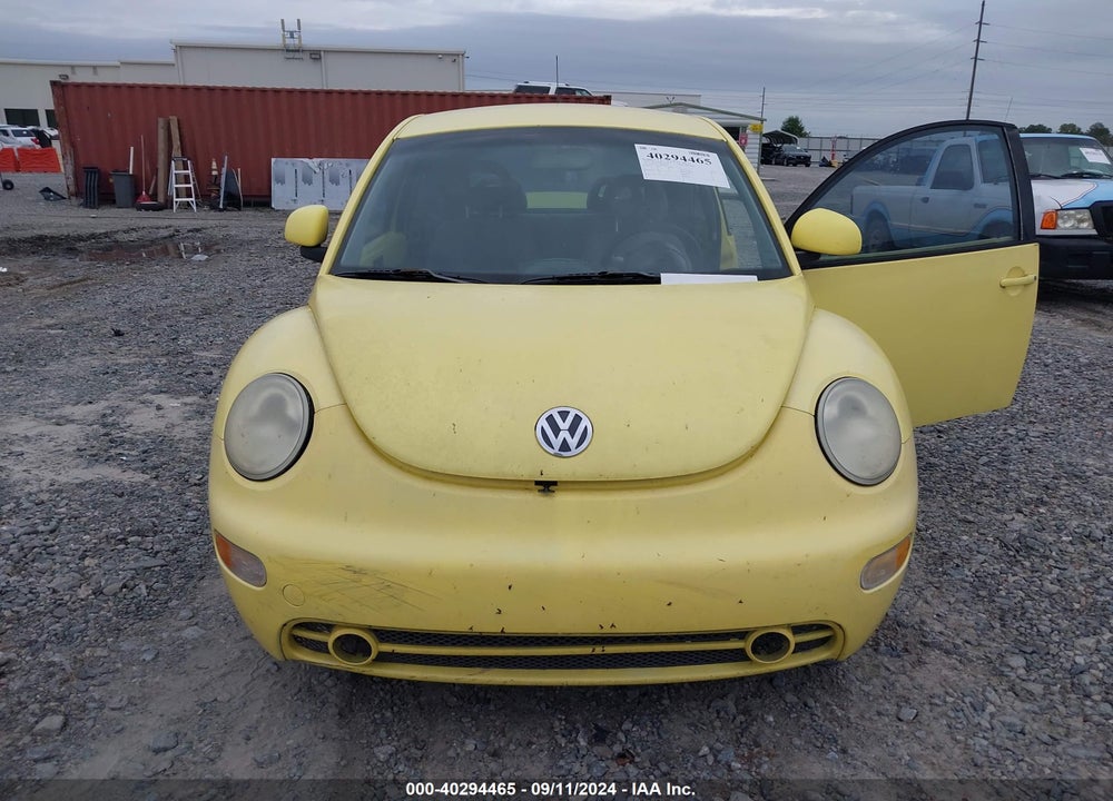 1999 VOLKSWAGEN NEW BEETLE GLS VIN: 3VWCC21C5XM405820