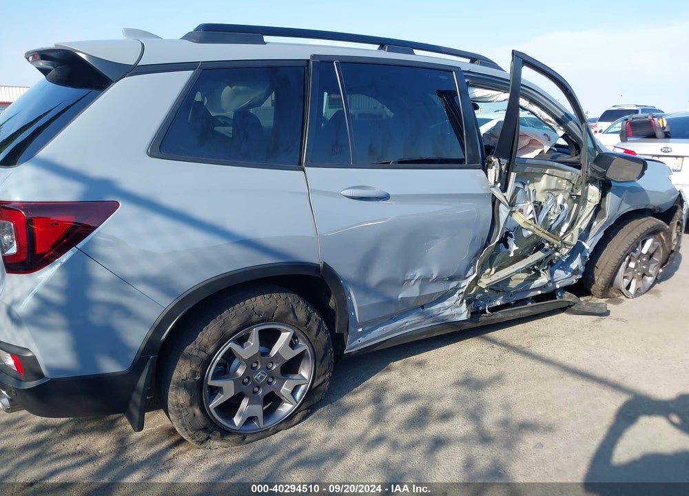 2023 HONDA PASSPORT AWD TRAILSPORT VIN: 5FNYF8H6XPB015609