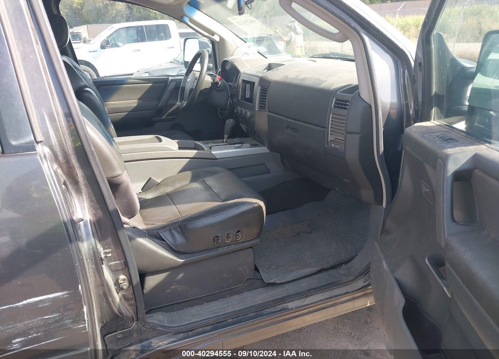 2005 NISSAN TITAN LE VIN: 1N6AA06B75N502232