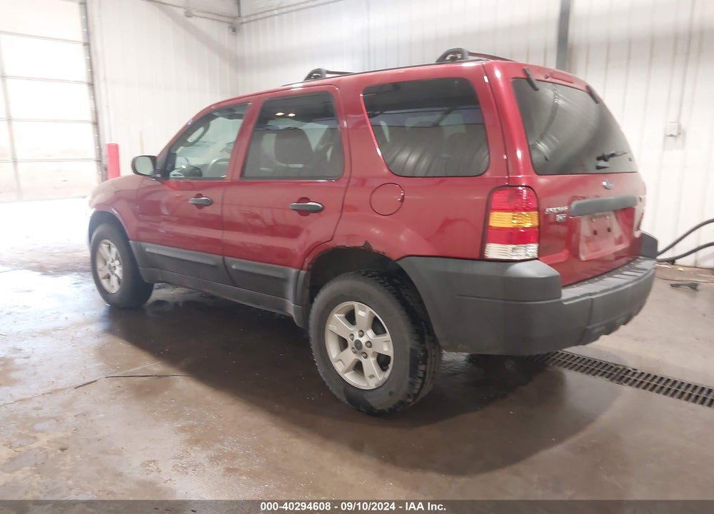 2007 FORD ESCAPE XLT/XLT SPORT VIN: 1FMYU03167KC07157