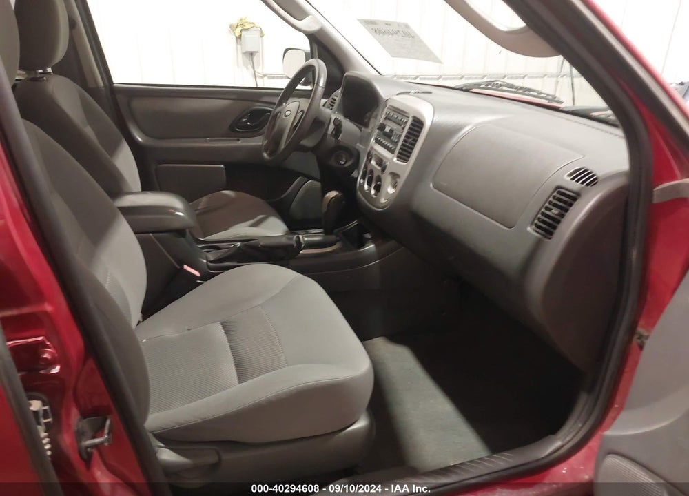 2007 FORD ESCAPE XLT/XLT SPORT VIN: 1FMYU03167KC07157