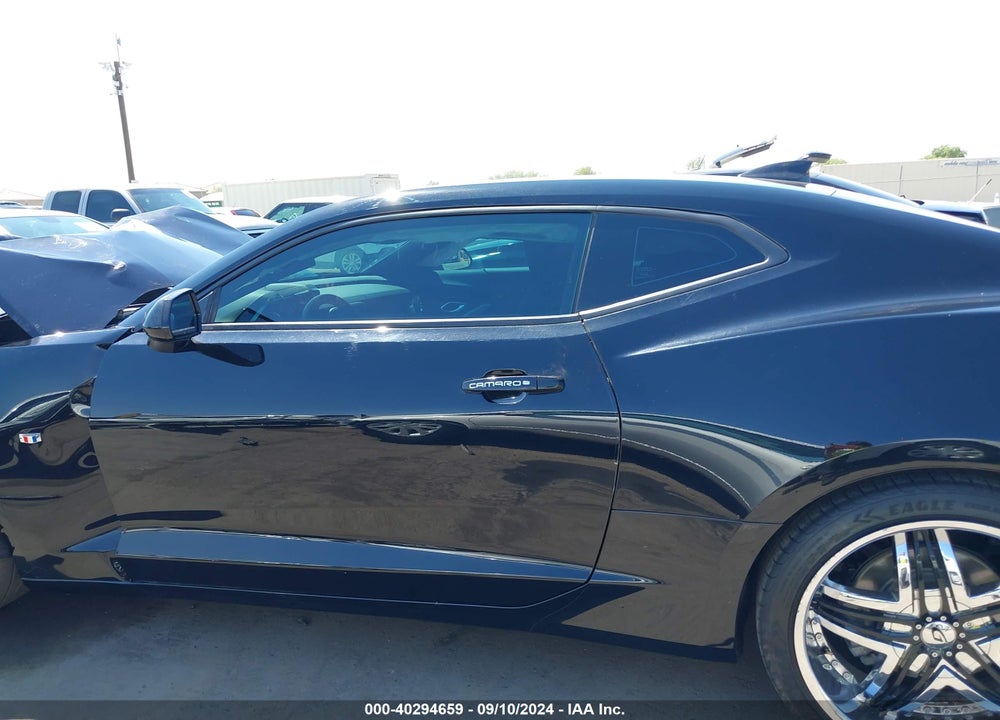 2018 CHEVROLET CAMARO 1LT VIN: 1G1FB1RS3J0175383