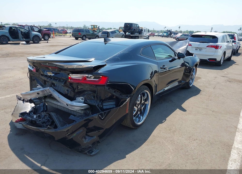 2018 CHEVROLET CAMARO 1LT VIN: 1G1FB1RS3J0175383