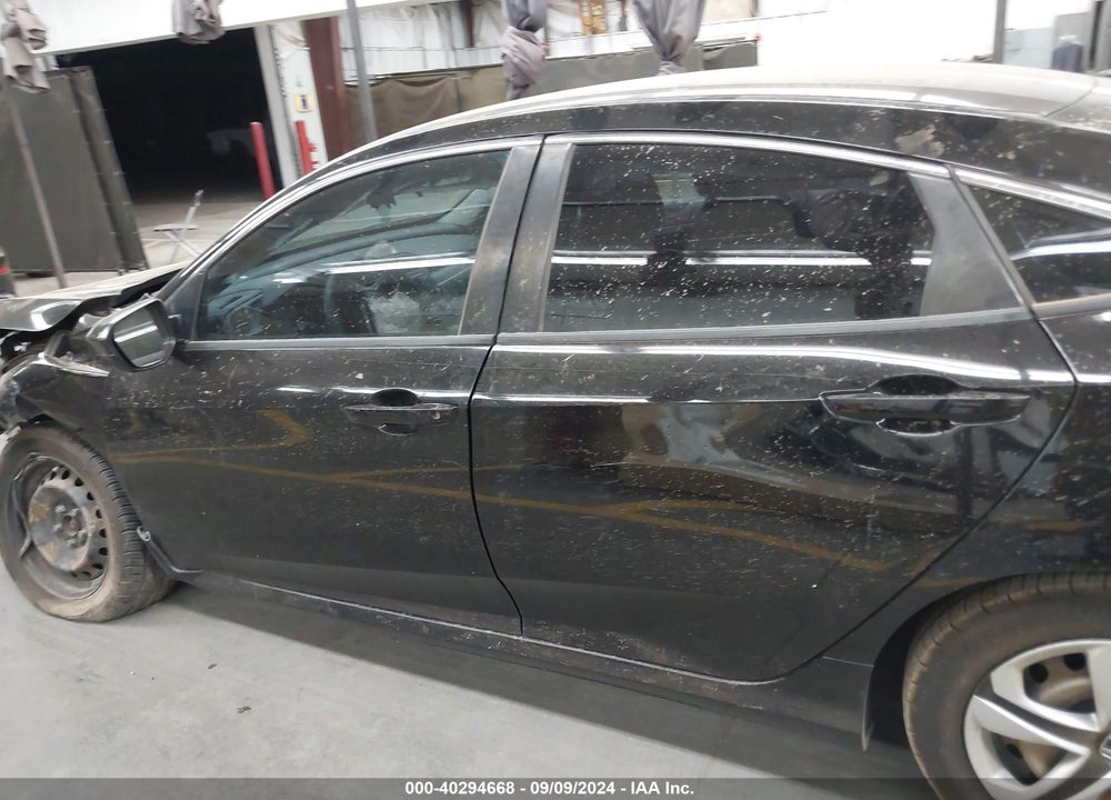 2017 HONDA CIVIC LX VIN: 2HGFC2F52HH513632