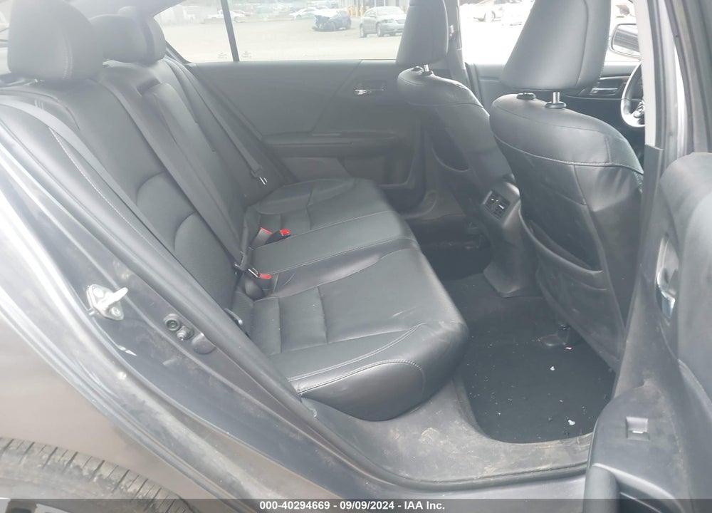 2017 HONDA ACCORD EX-L VIN: 1HGCR2F86HA235506