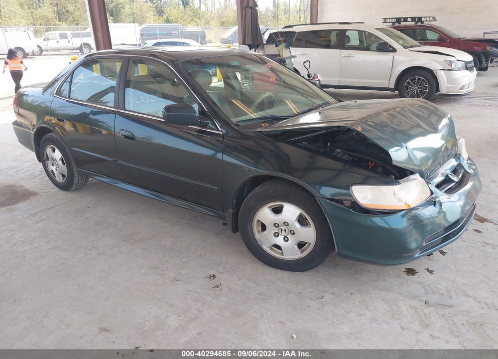 2001 HONDA ACCORD 3.0 EX VIN: 1HGCG16581A006966