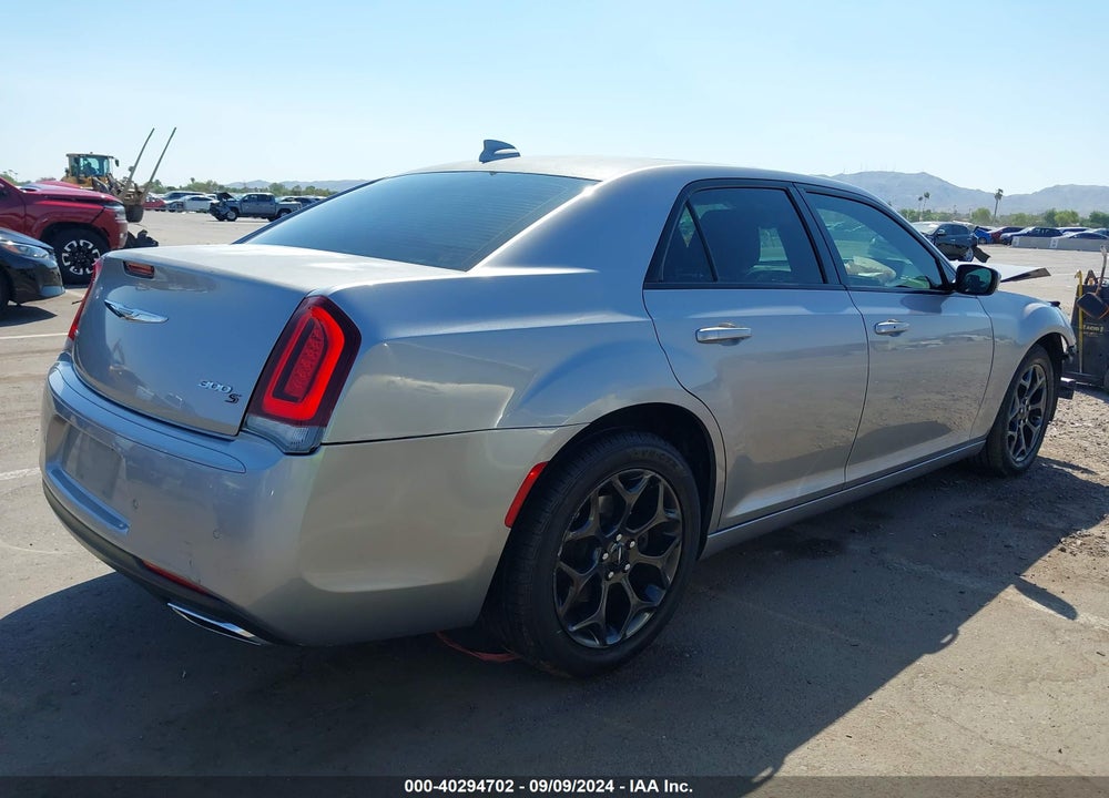 2018 CHRYSLER 300 300S AWD VIN: 2C3CCAGG8JH300075