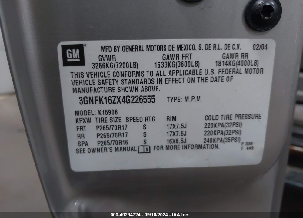 2004 CHEVROLET SUBURBAN 1500 LT VIN: 3GNFK16ZX4G226555