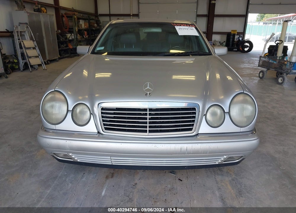 1999 MERCEDES-BENZ E 300 DIESEL VIN: WDBJF25H0XA853482