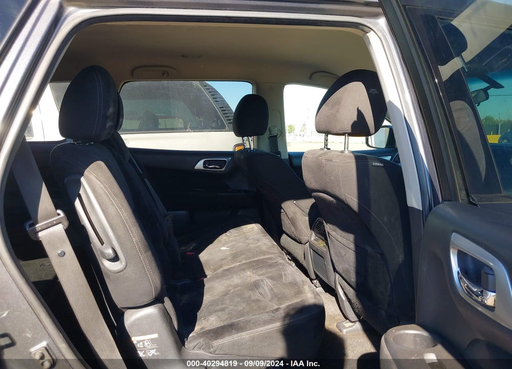2014 NISSAN PATHFINDER S VIN: 5N1AR2MN6EC687739