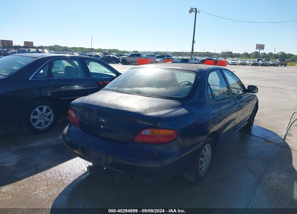 1998 HYUNDAI ELANTRA VIN: KMHJF24M2WU733689