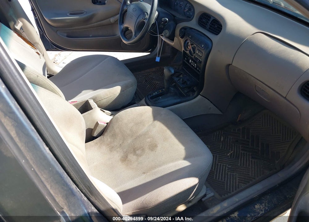 1998 HYUNDAI ELANTRA VIN: KMHJF24M2WU733689