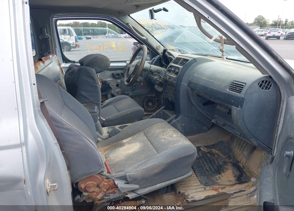 2003 NISSAN FRONTIER XE VIN: 1N6DD26T13C452459